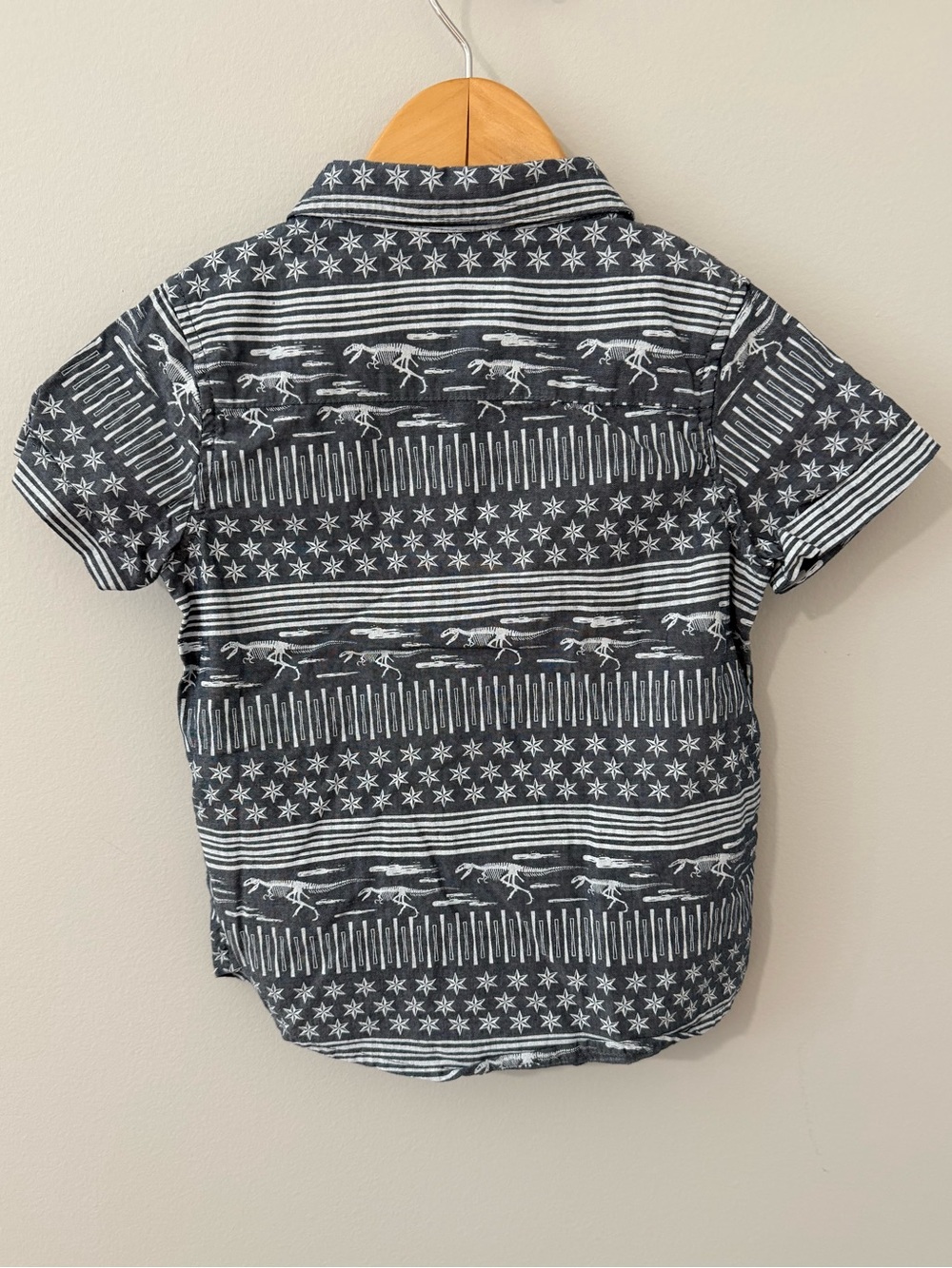 Epic Threads Shirt - Picture 2 of 4